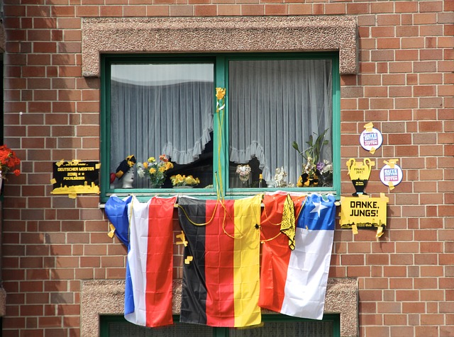 快速进攻的 快速进攻的